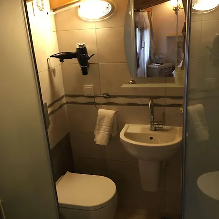 Cunda Deniz Yildizi Butik Bed & Breakfast