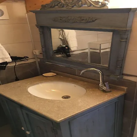 Cunda Deniz Yildizi Butik Bed & Breakfast Ayvalı